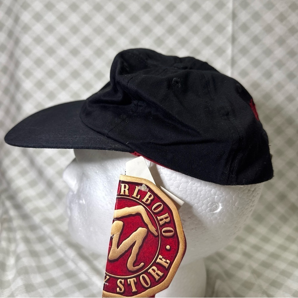 Vintage 90s Marlboro Country Store Black Cap Hat Snapback Strapback Cigarettes - Picture 4 of 7